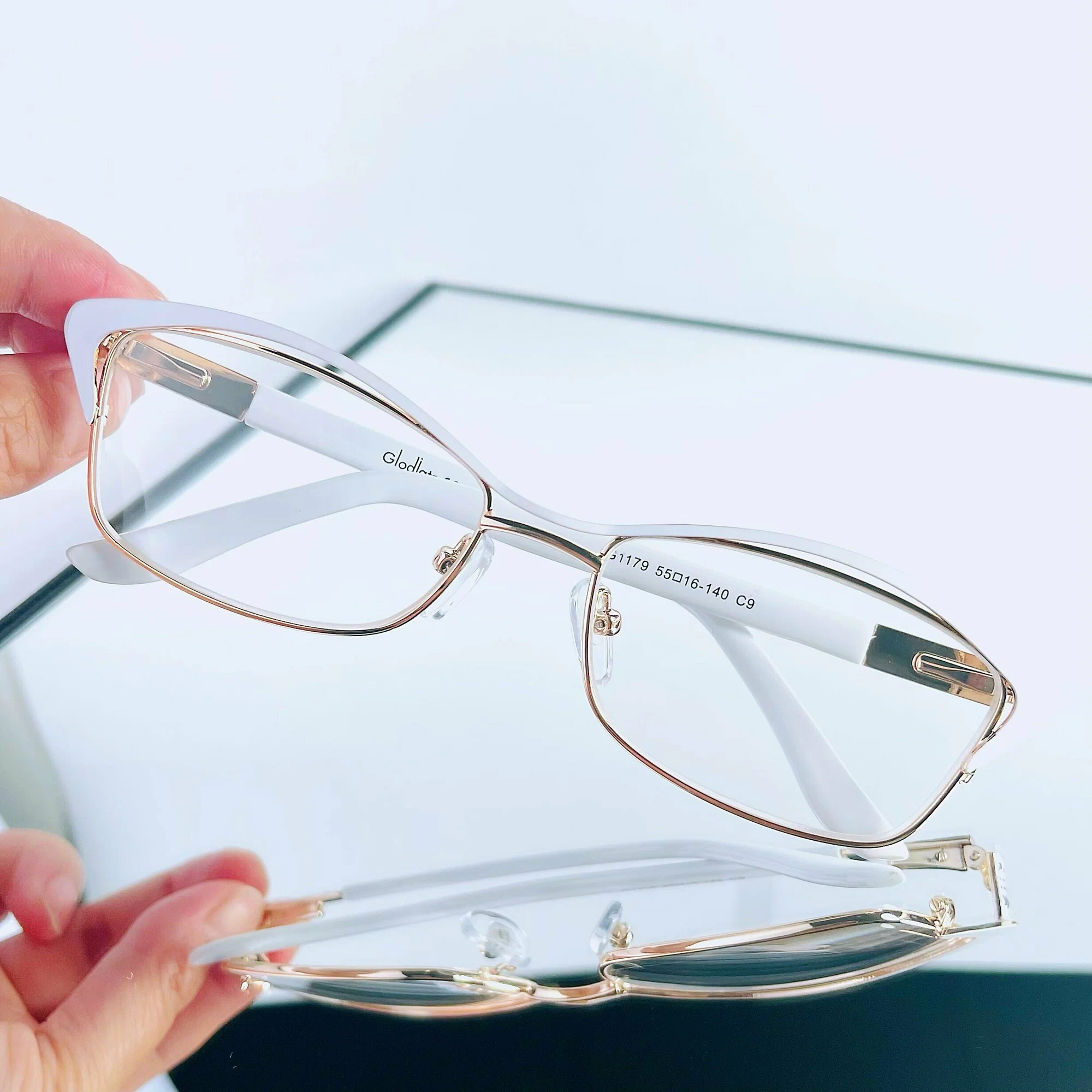Готовые Готовые очки для зрения с диоптриями корригирующие женские G1179 белый, металл/очки для чтения для дали, РЦ62-64,-3.00